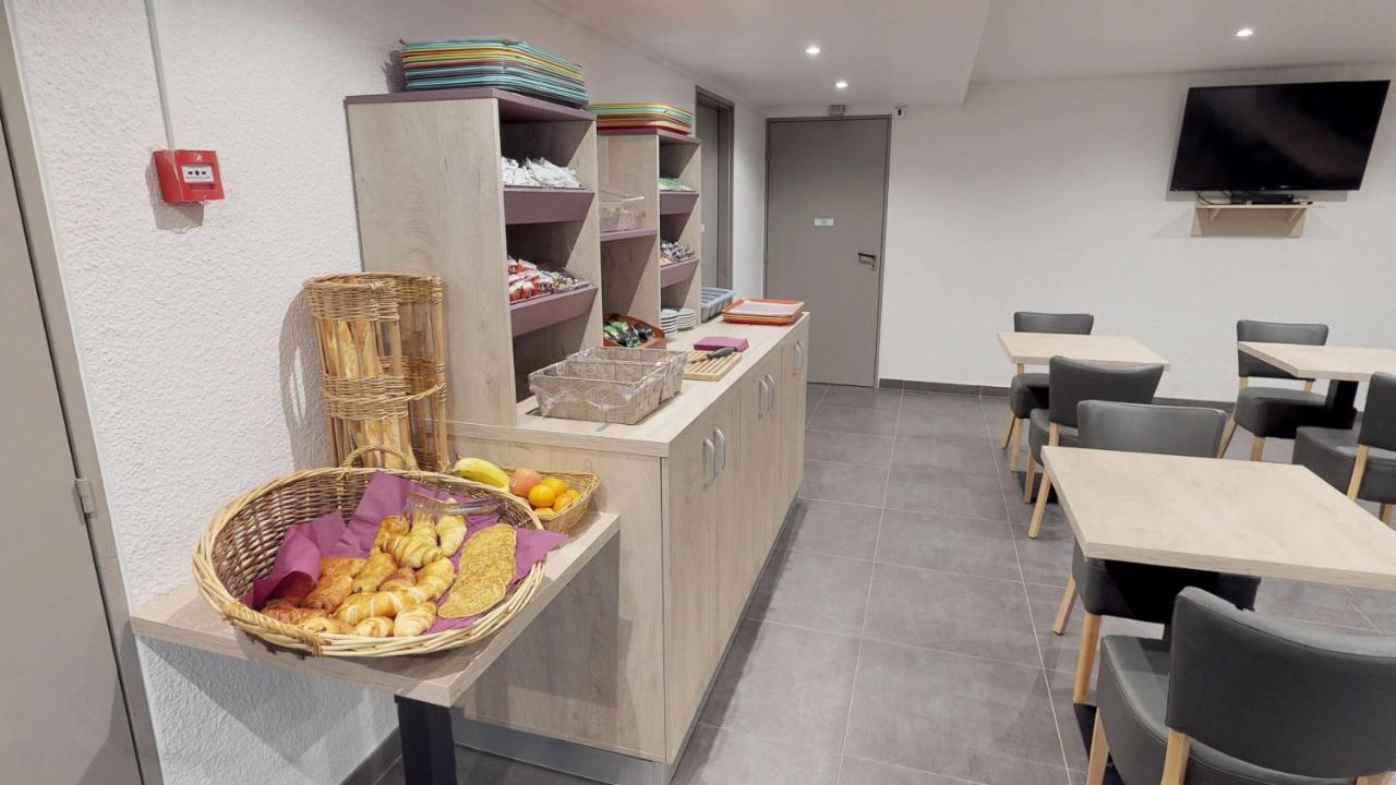 Hotel Du Stade Ex Kyriad Direct Lille Est Stade Pierre Mauroy Villeneuve-d'Ascq Luaran gambar